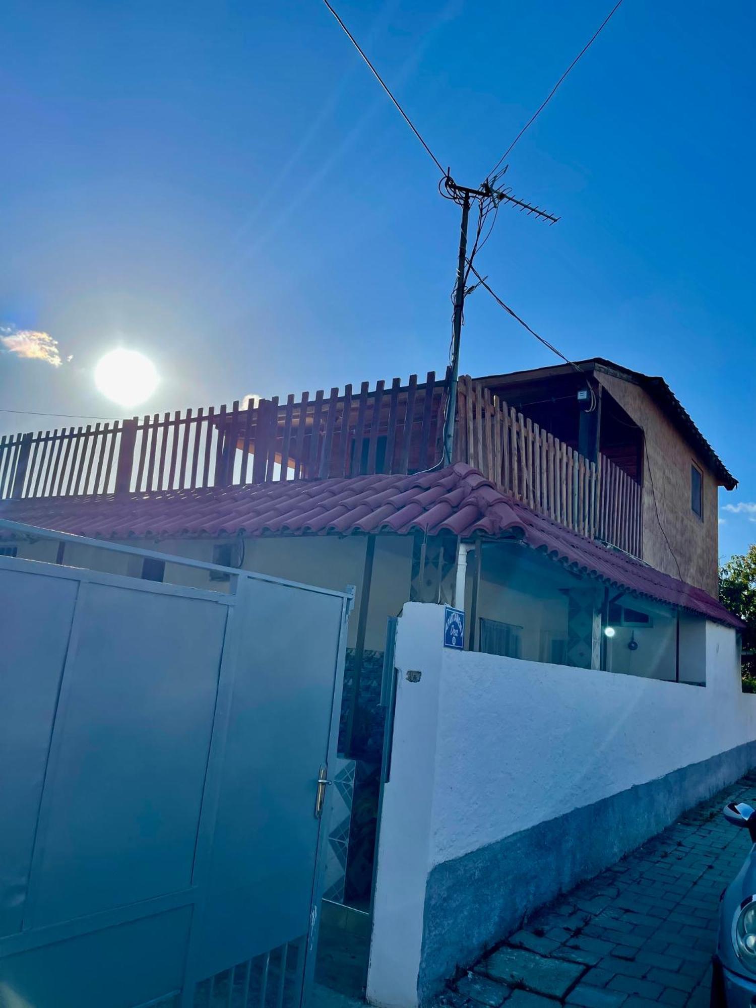 Guest House Dea Vlore Bagian luar foto